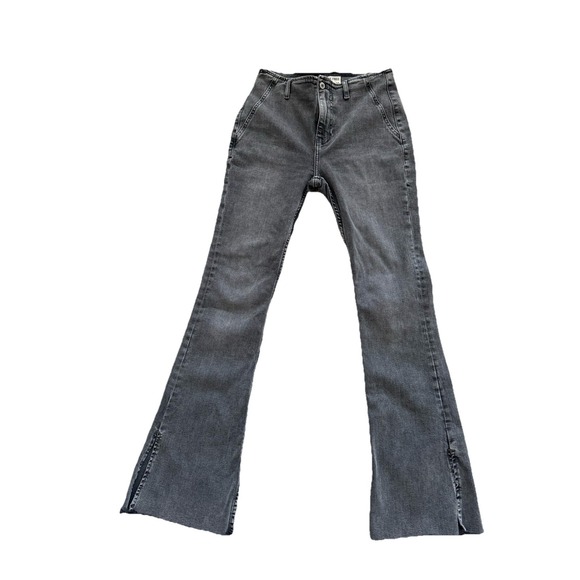 Free People We The Free Level Up Slit Slim Flare Jeans Ridge Grey Size 29 - Picture 2 of 8